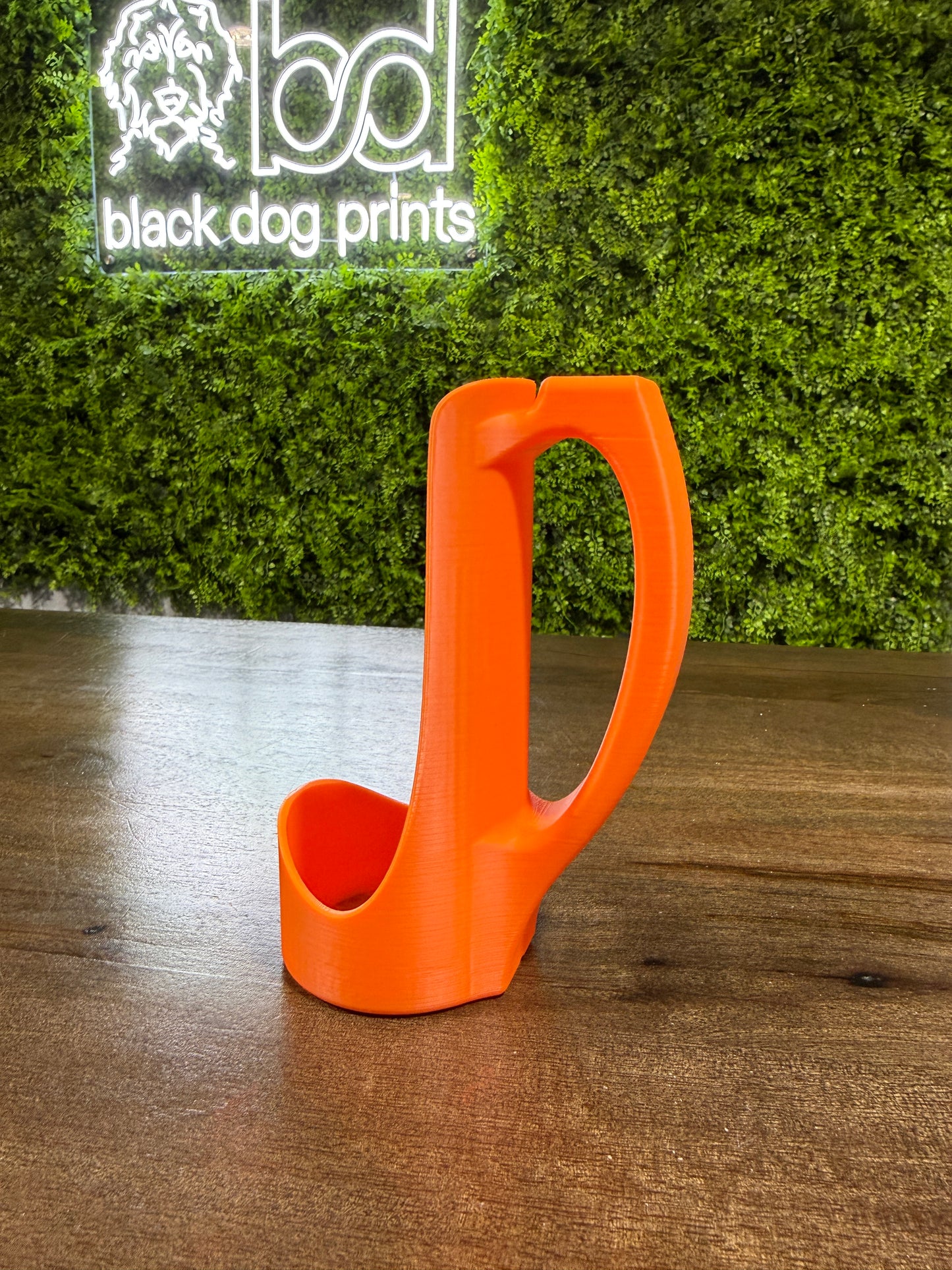 Slim Can Holder