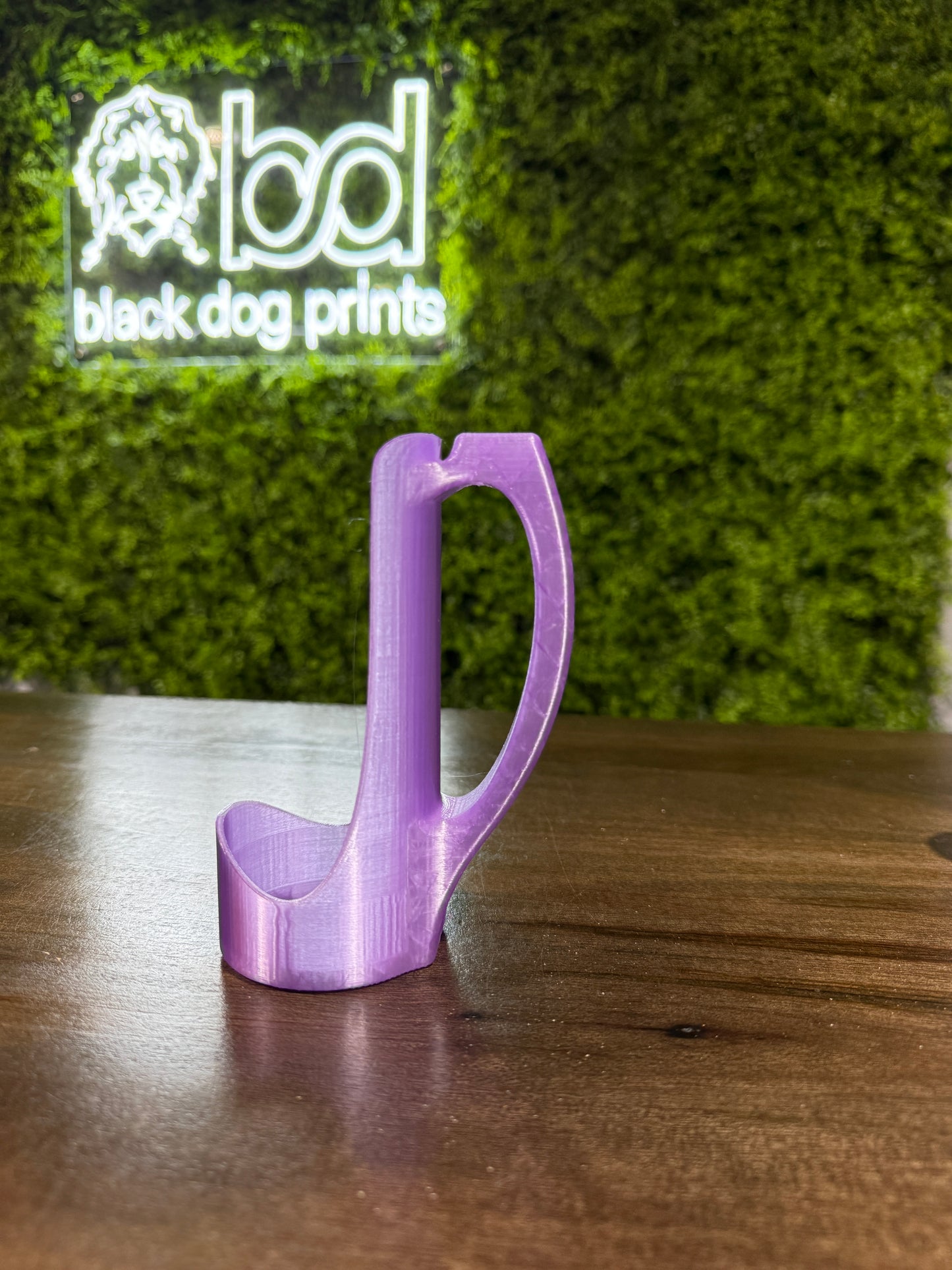 Slim Can Holder